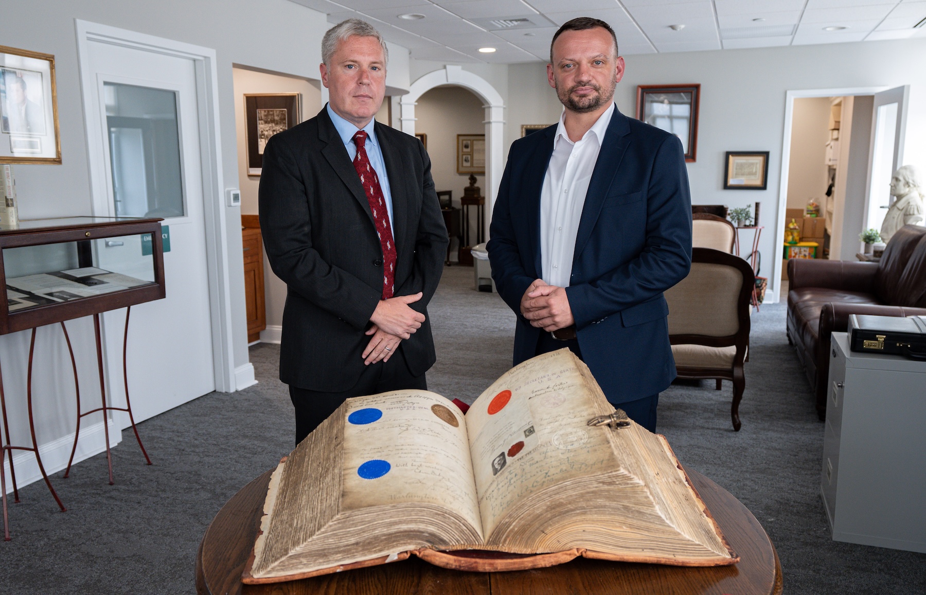 Nathan Raab and Mayor Viktor Šimunić