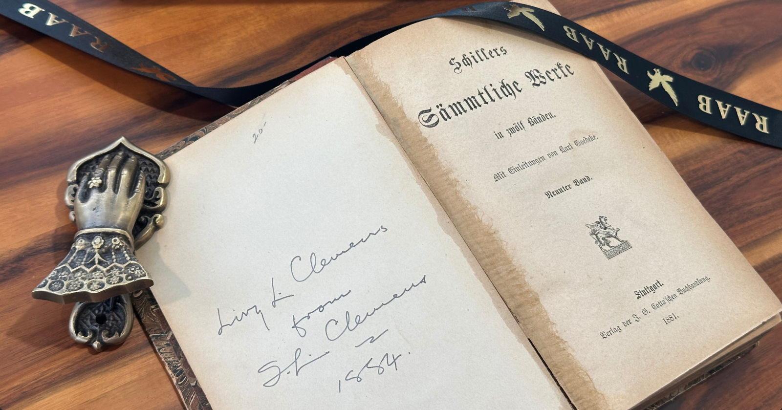 twain signed boook 1884 (1)